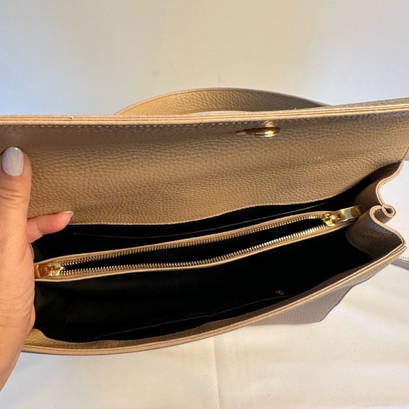 Ysl tote in beige grained leather. *lv twilly scarf not included - Picture 5 of 15